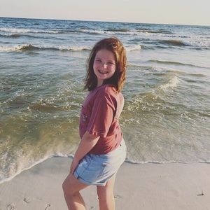 Meet your Posher, Avery